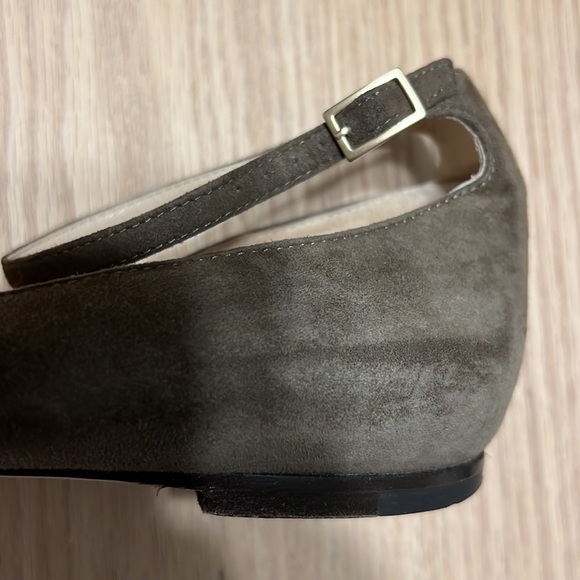 Jimmy Choo London Ladies Shoes, Made in Italy, size 40, gently used, Olive Green - Picture 5 of 11